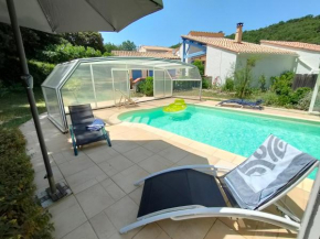 MAS VALLCROSA Chambre suite parentale avec jardin et piscine